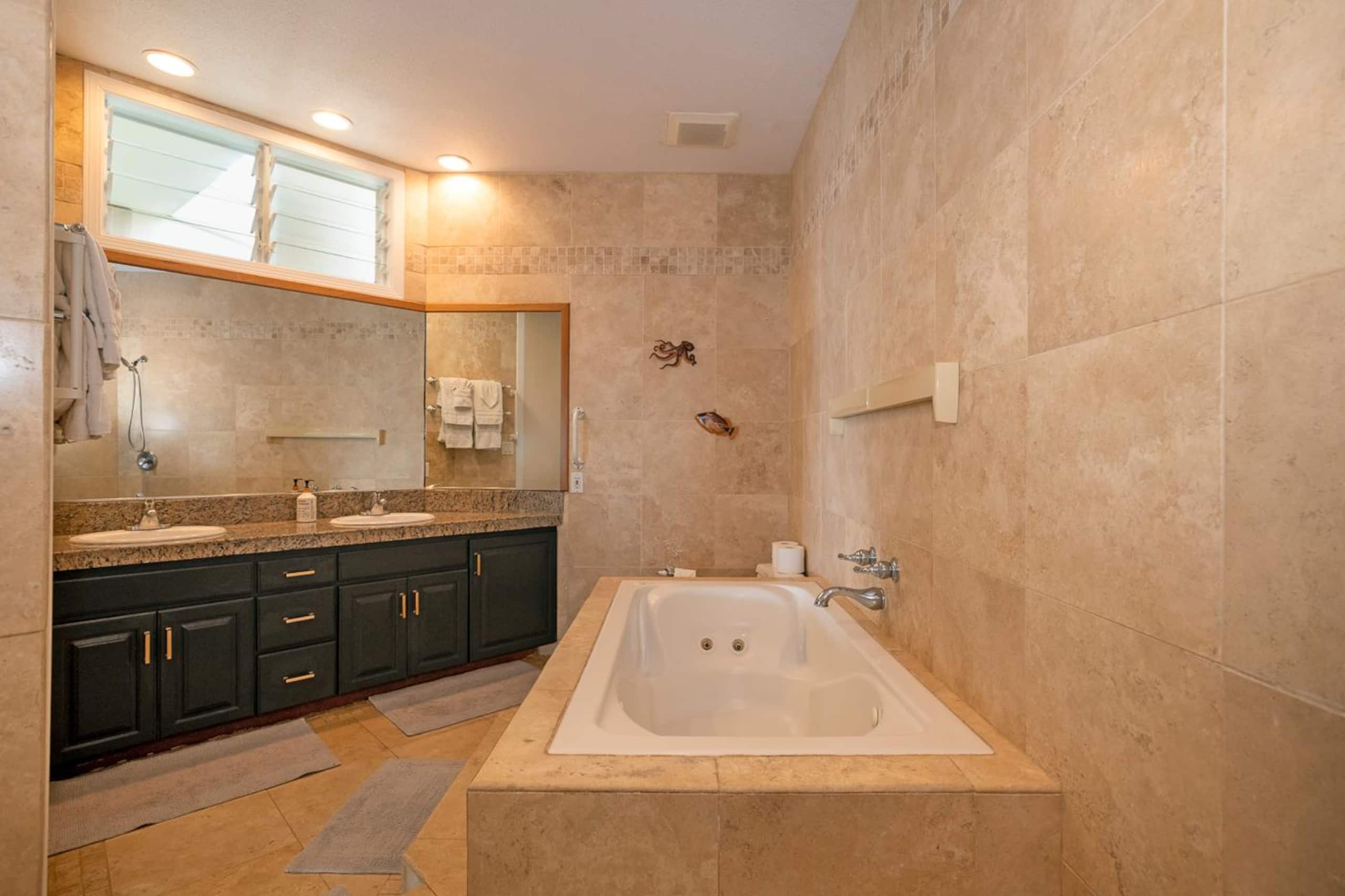 Condo in Princeville · ★4.65 · 2 bedrooms · 4 beds · 2 baths - Image 21