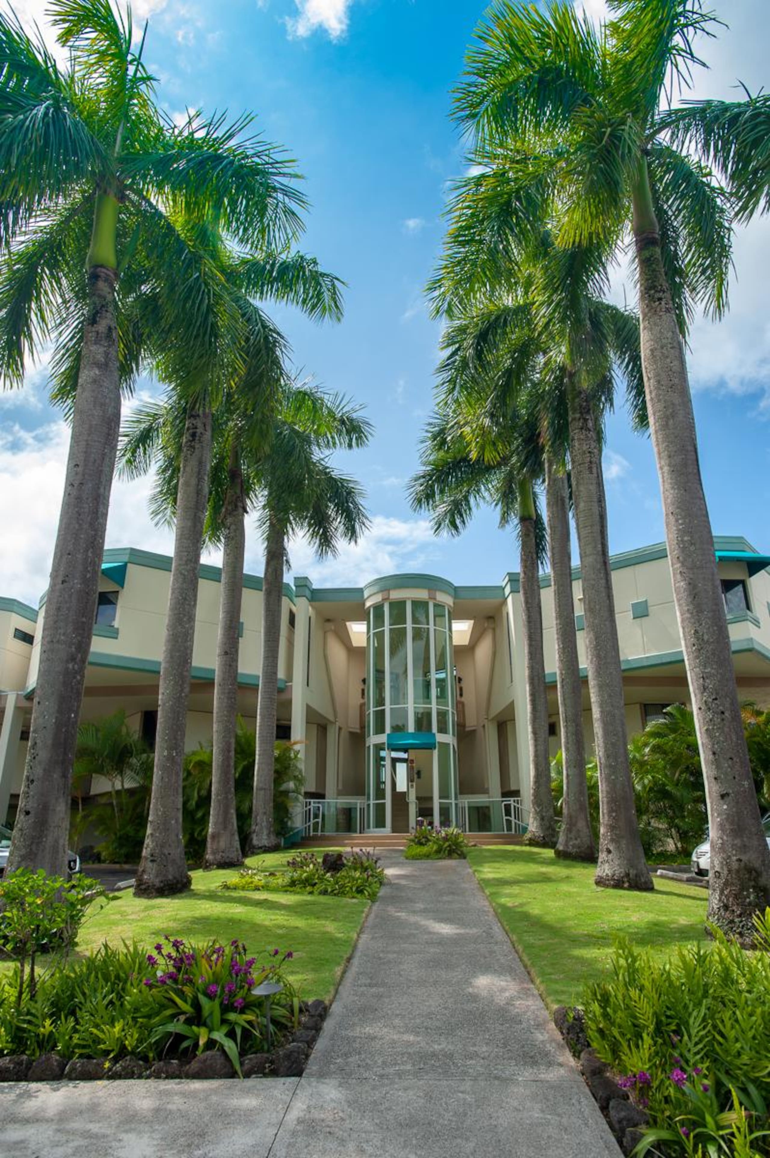 Condo in Princeville · ★4.65 · 2 bedrooms · 4 beds · 2 baths - Image 5
