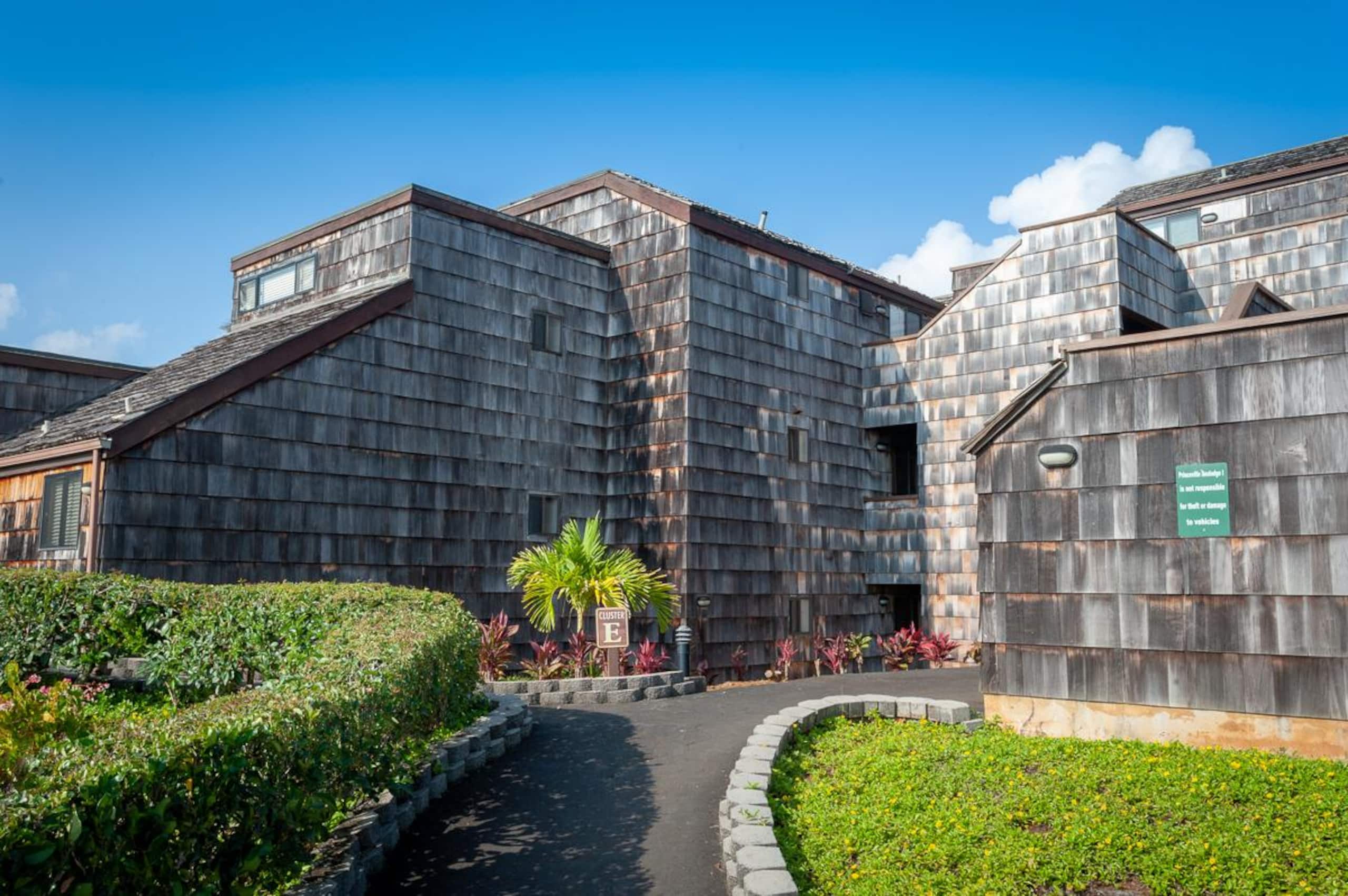 Condo in Princeville · ★4.89 · 1 bedroom · 1 bed · 1 bath - Image 15