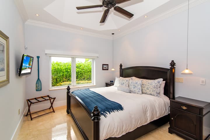 Baño principal de Faroway