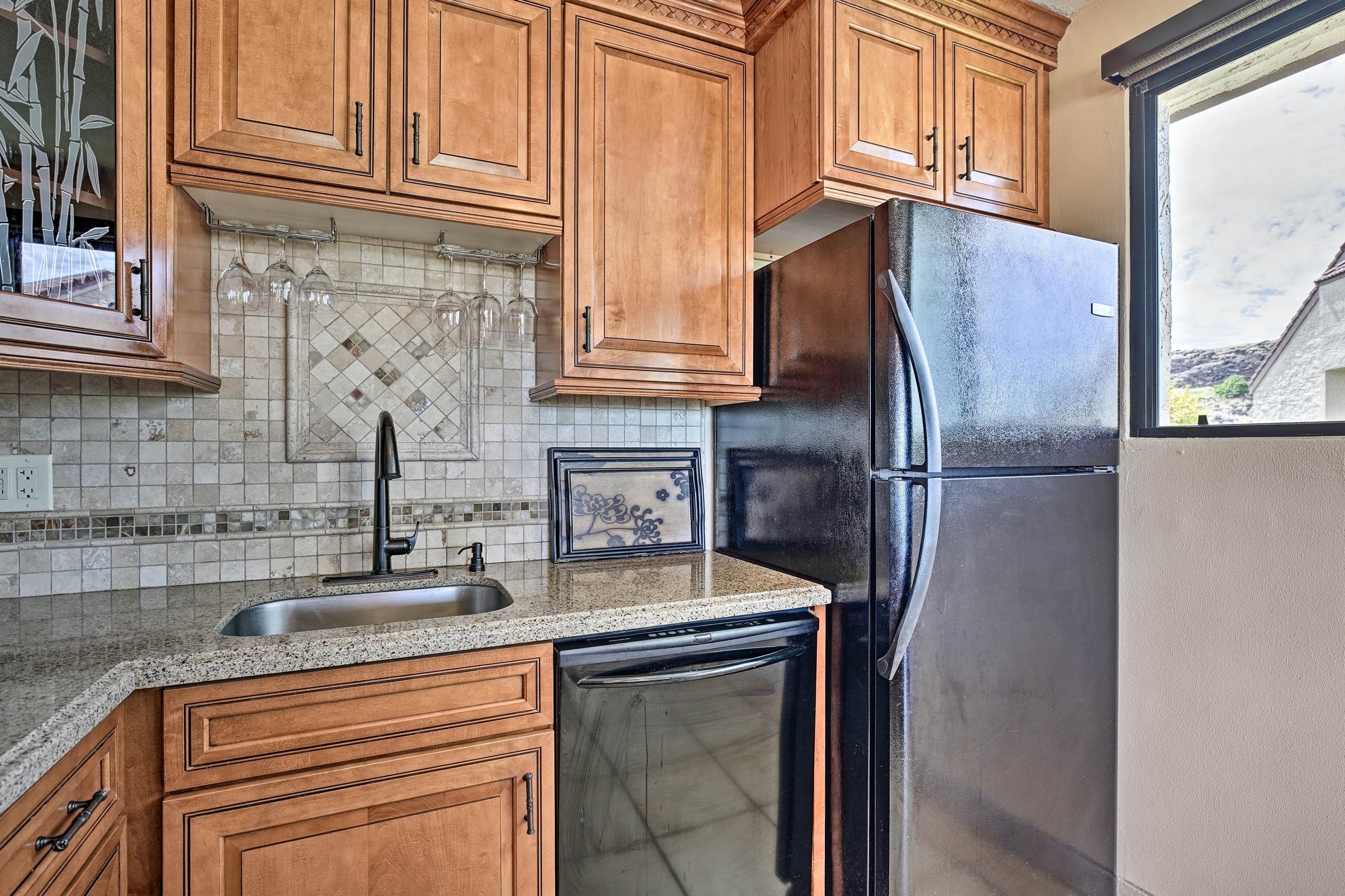 Condo in Kailua-Kona · ★4.97 · 2 bedrooms · 2 beds · 2 shared baths - Image 9