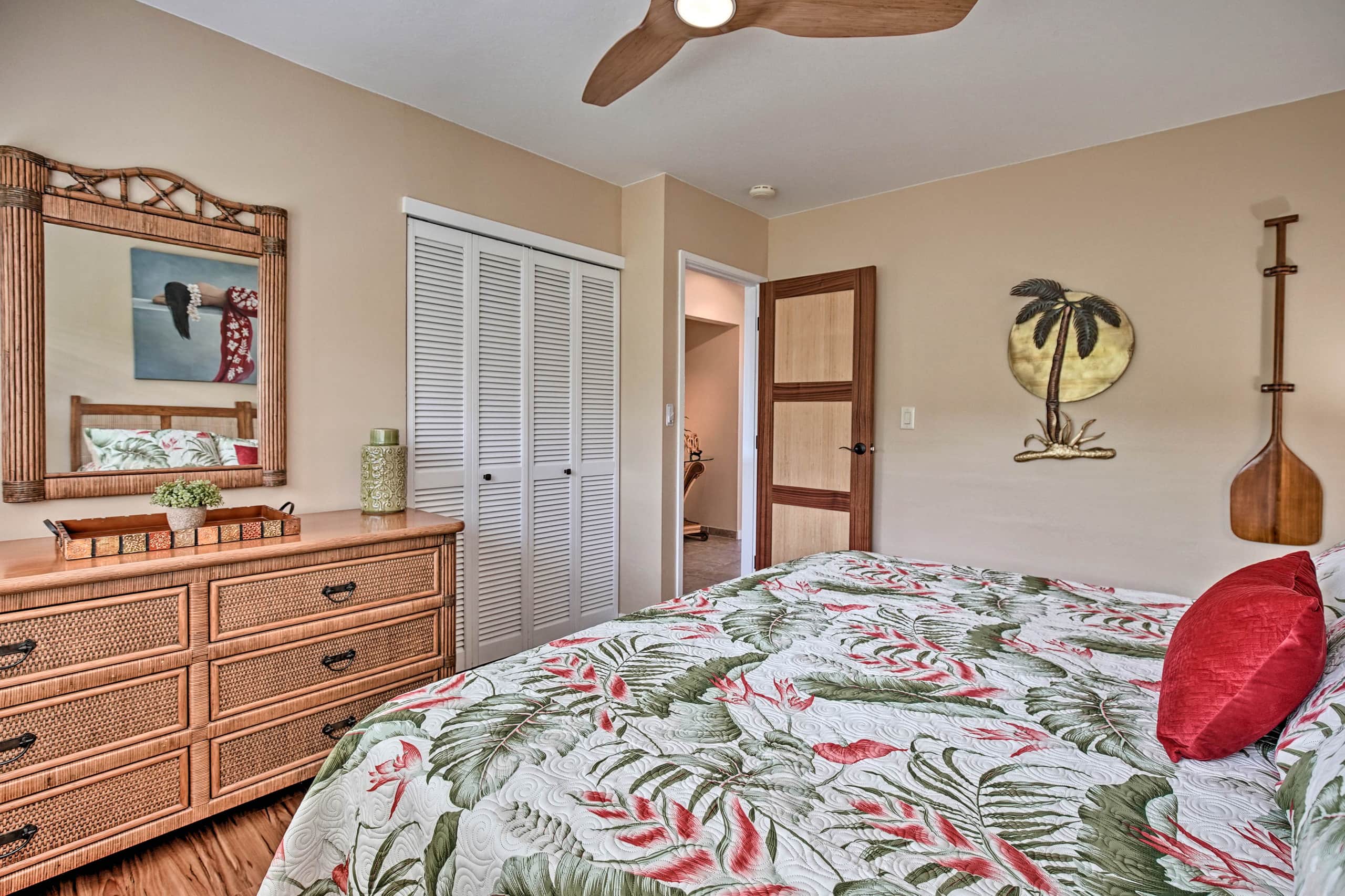Condo in Kailua-Kona · ★4.97 · 2 bedrooms · 2 beds · 2 shared baths - Image 17