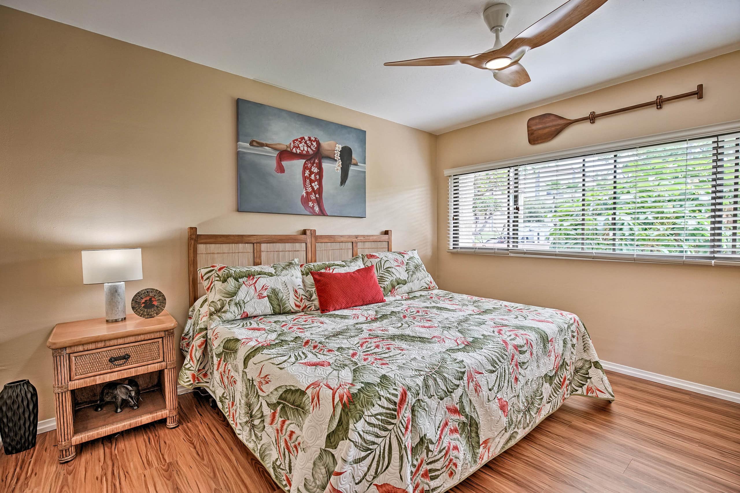 Condo in Kailua-Kona · ★4.97 · 2 bedrooms · 2 beds · 2 shared baths - Image 15