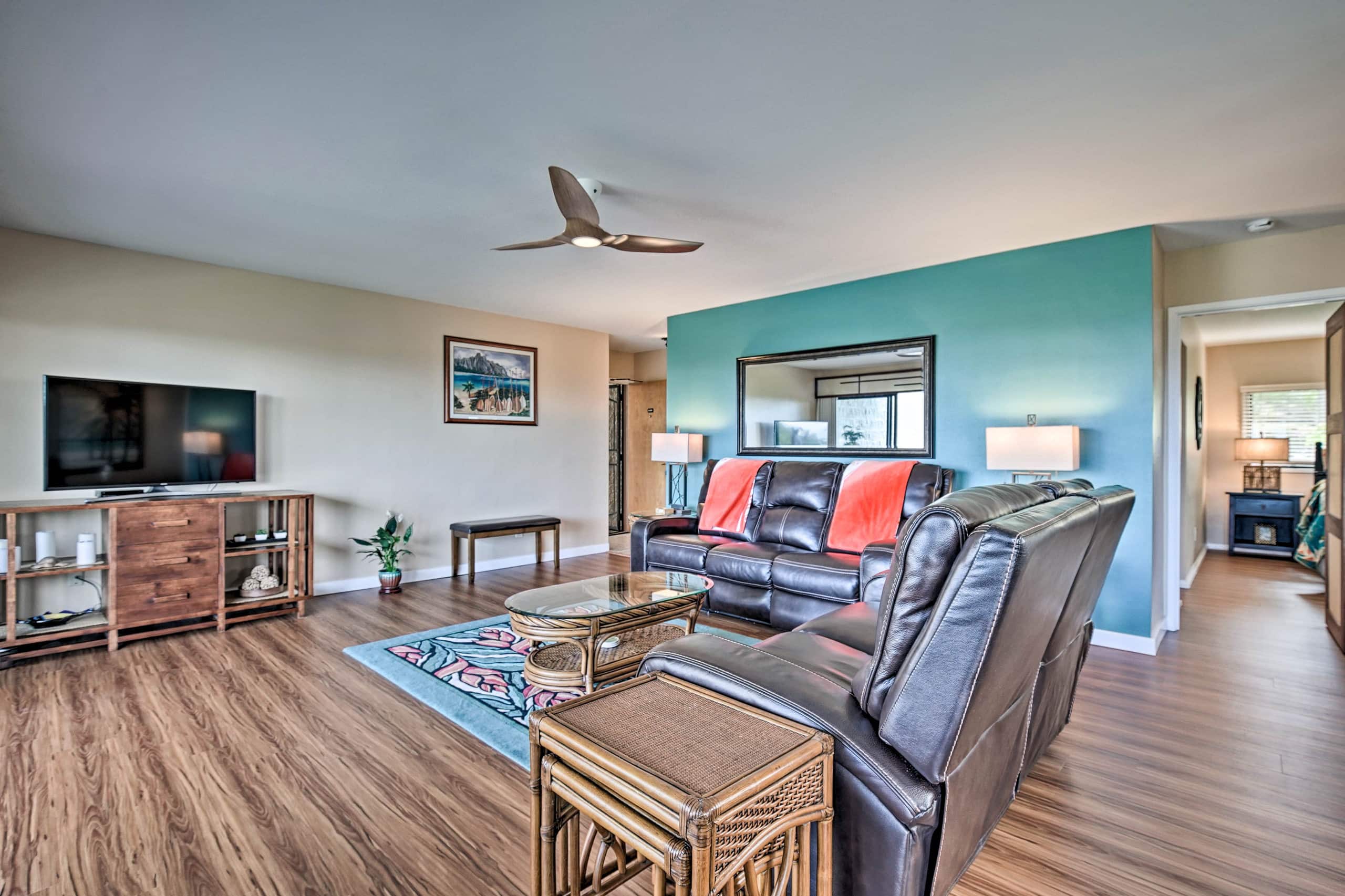 Condo in Kailua-Kona · ★4.97 · 2 bedrooms · 2 beds · 2 shared baths - Image 6