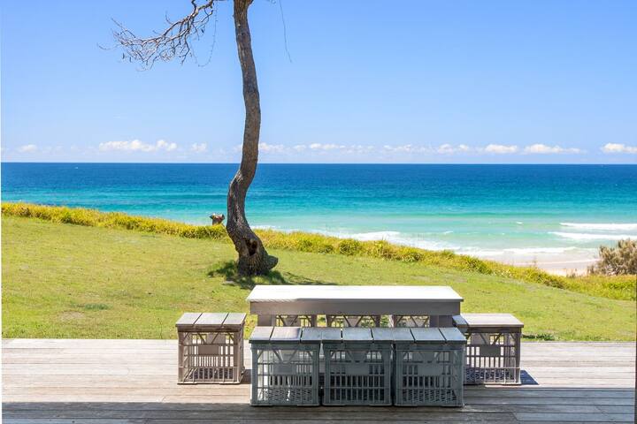 Saltwater Beach House – Absolute beachfront gallery image 2