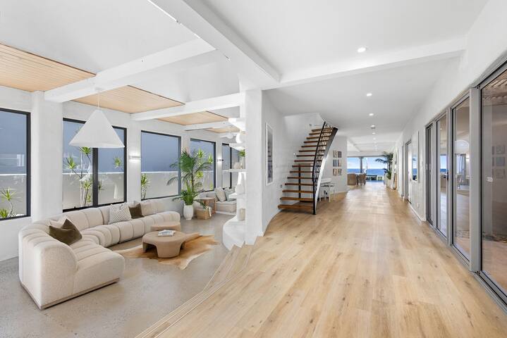 Saltwater Beach House – Absolute beachfront gallery image 5