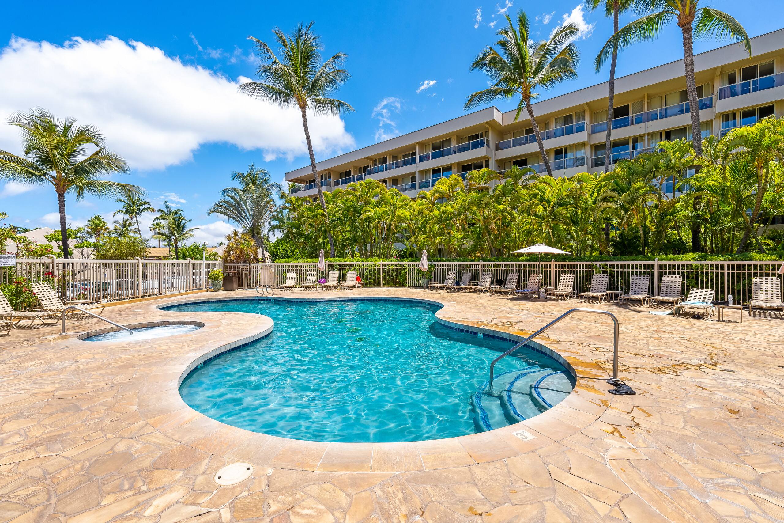 Condo in Kihei · ★4.64 · 2 bedrooms · 4 beds · 2 private baths - Image 41