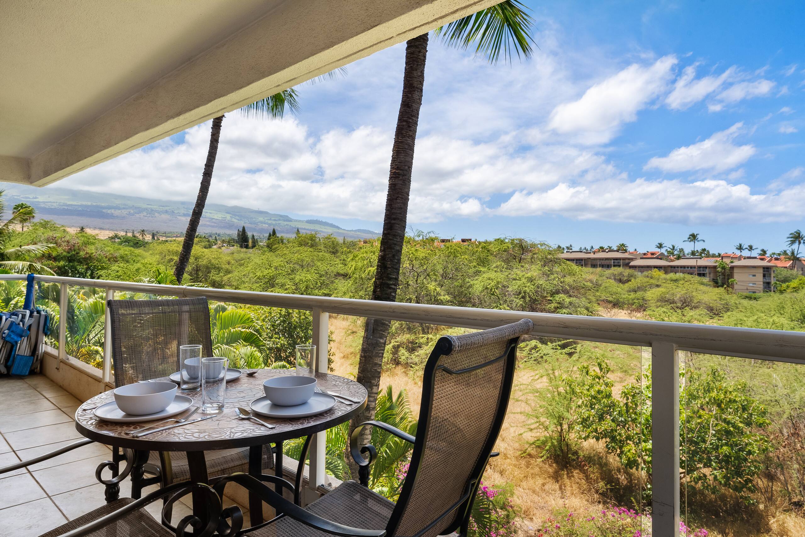 Condo in Kihei · ★4.64 · 2 bedrooms · 4 beds · 2 private baths - Image 29