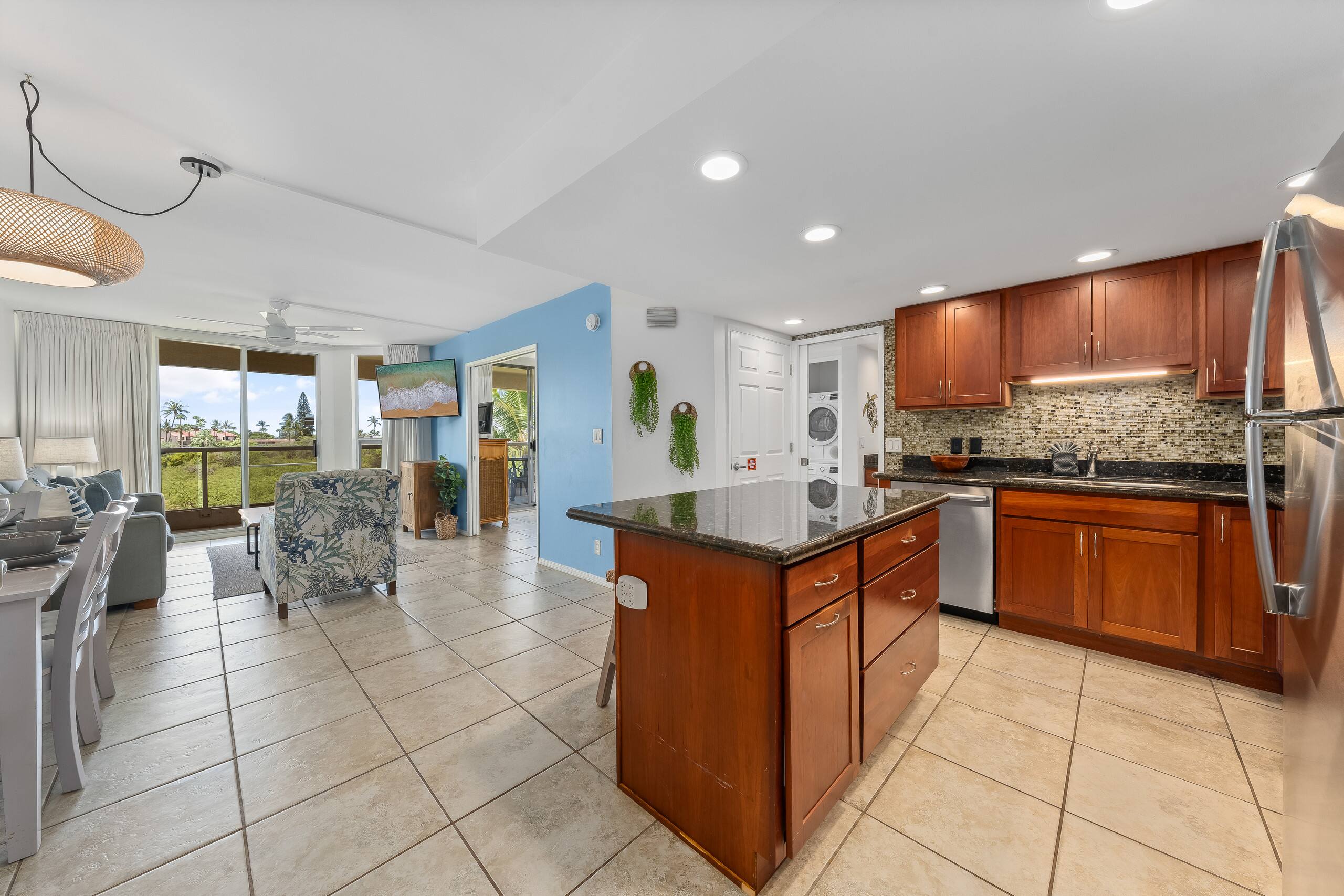 Condo in Kihei · ★4.64 · 2 bedrooms · 4 beds · 2 private baths - Image 9