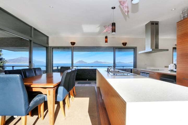 Architectural Design on the Beach gallery image 4