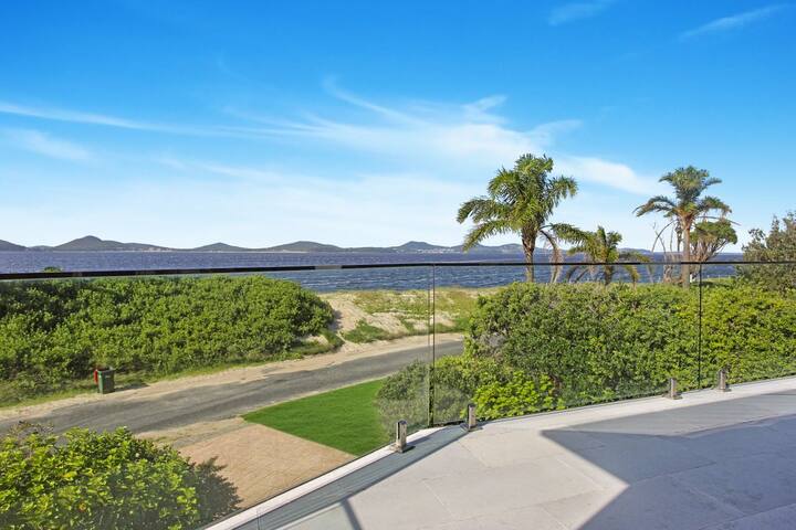 Bays Edge gallery image 2