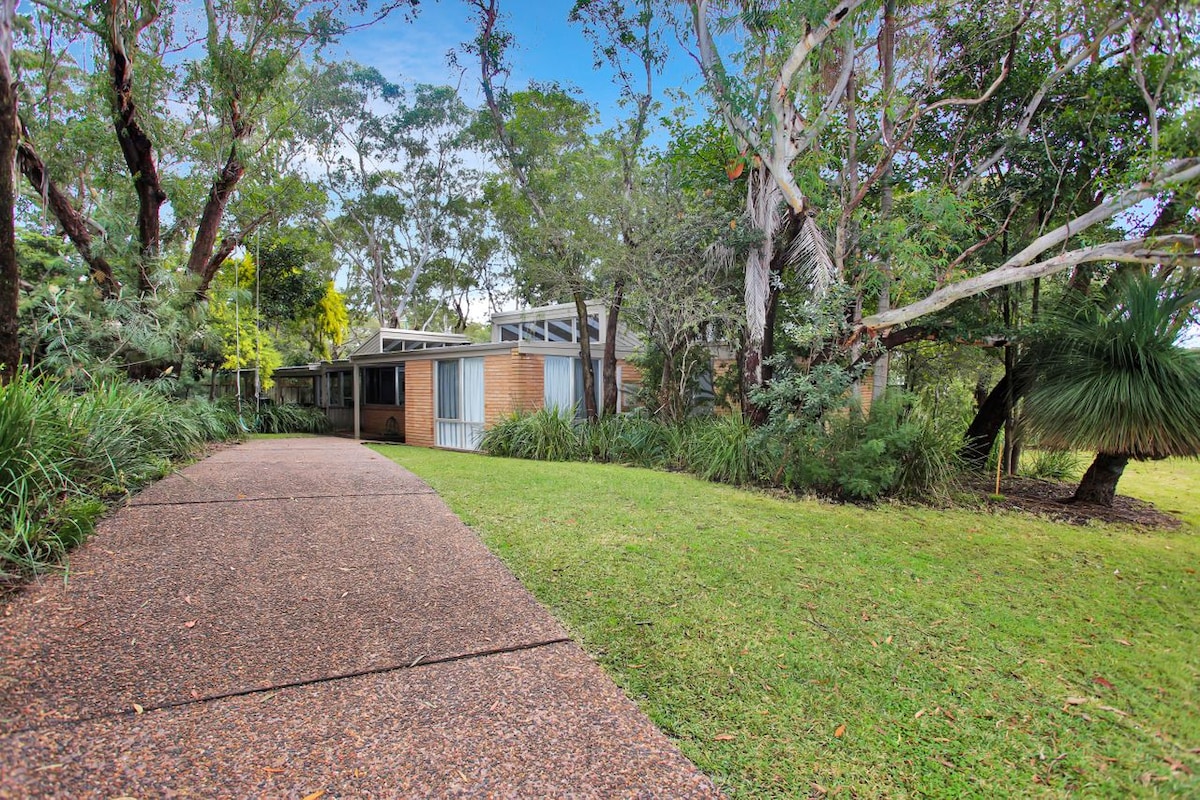 Top performing Airbnb: Sandy Shores in Hawks Nest