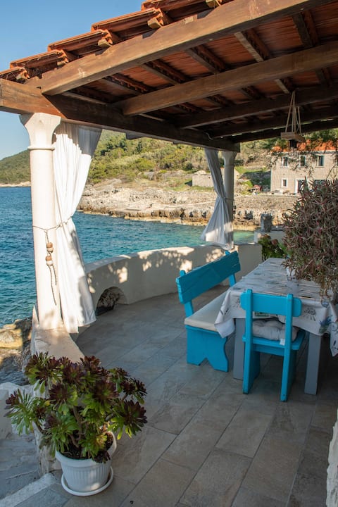 Two-Bedroom Holiday Home with Sea View