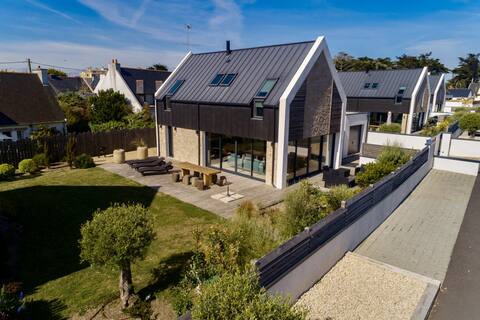 Luxury Villa Hathi, next to the beach and Quiberon
