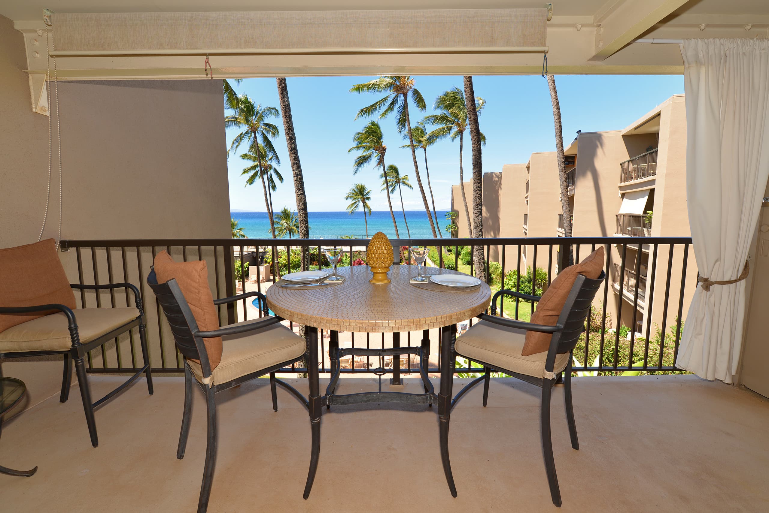 Condo in Lahaina · ★4.78 · 1 bedroom · 1 bed · 1 bath - Image 27
