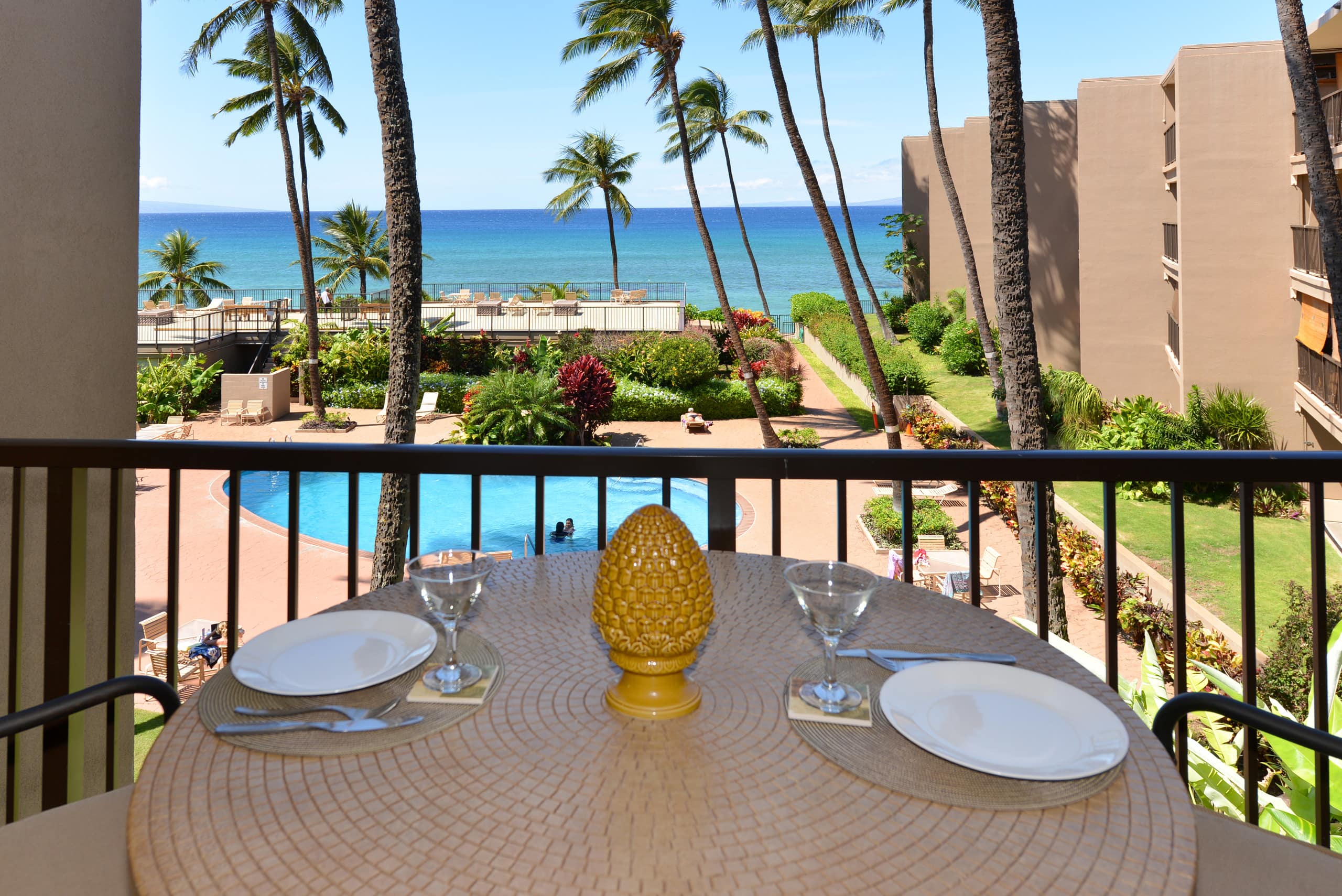 Condo in Lahaina · ★4.78 · 1 bedroom · 1 bed · 1 bath - Image 25
