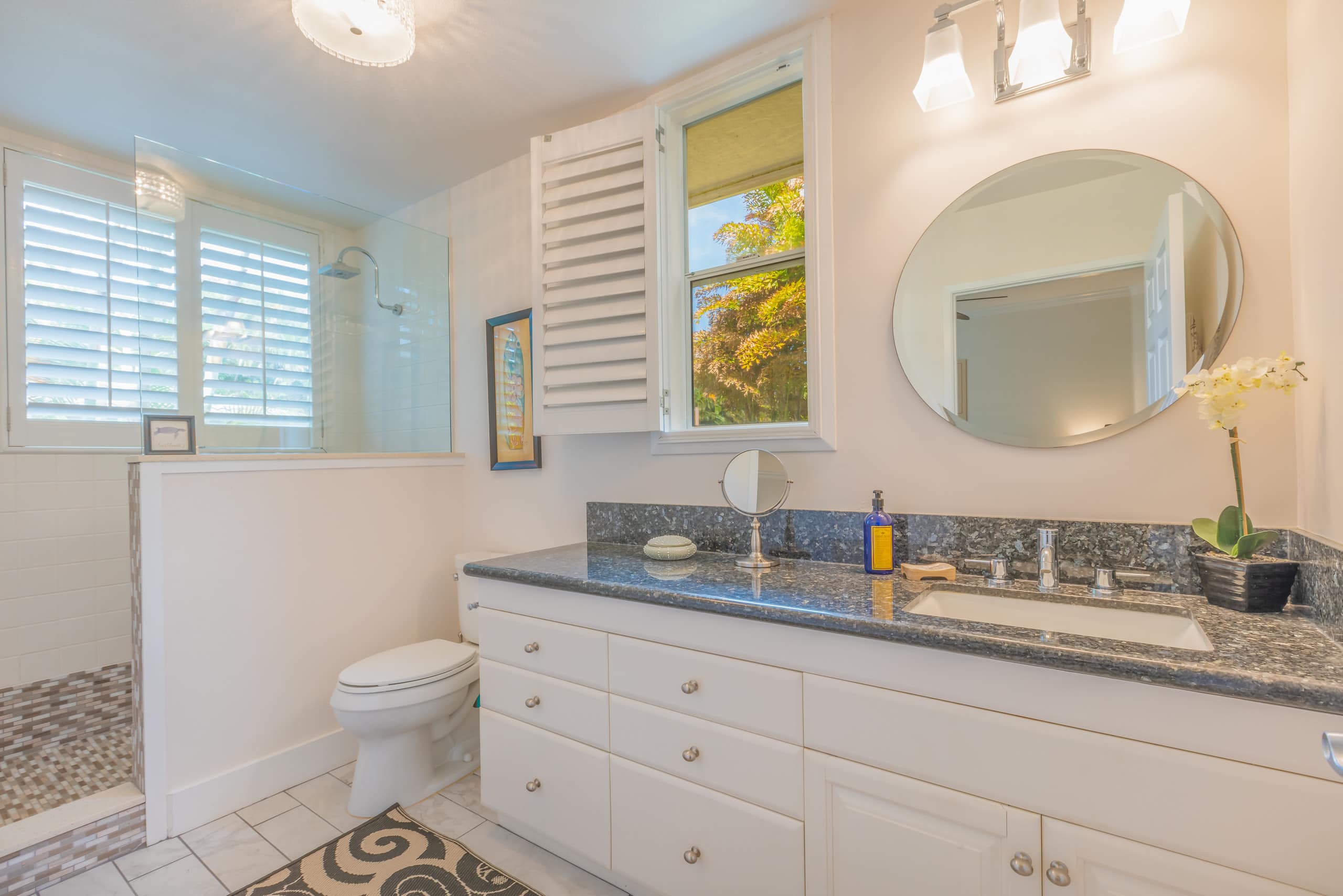 Condo in Princeville · ★4.31 · 2 bedrooms · 2 beds · 2 shared baths - Image 13