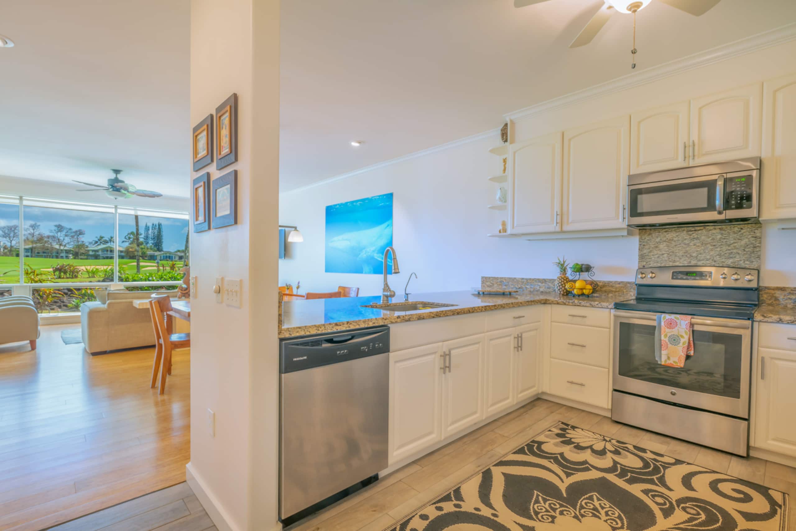 Condo in Princeville · ★4.31 · 2 bedrooms · 2 beds · 2 shared baths - Image 6