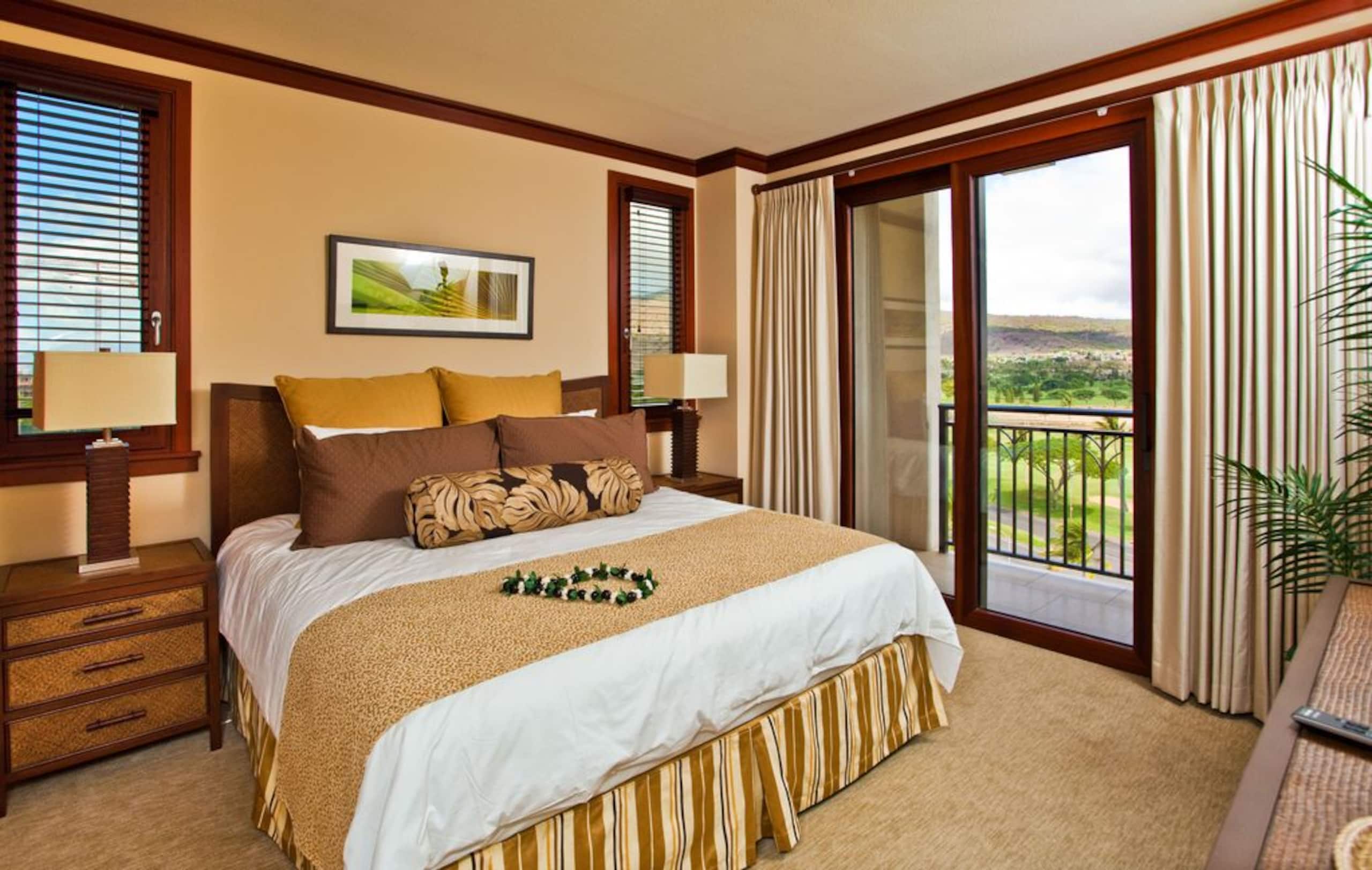 Villa in Honolulu County · ★4.88 · 2 bedrooms · 4 beds · 2 private baths - Image 10