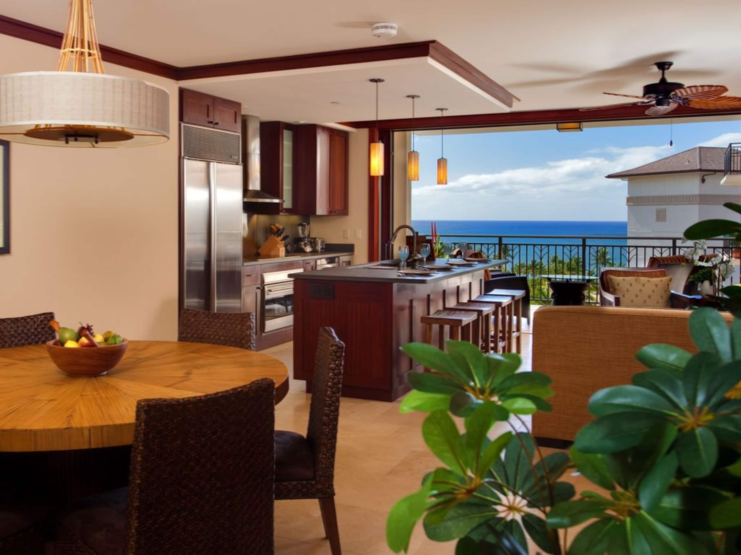 Villa in Honolulu County · ★4.88 · 2 bedrooms · 4 beds · 2 private baths - Image 8