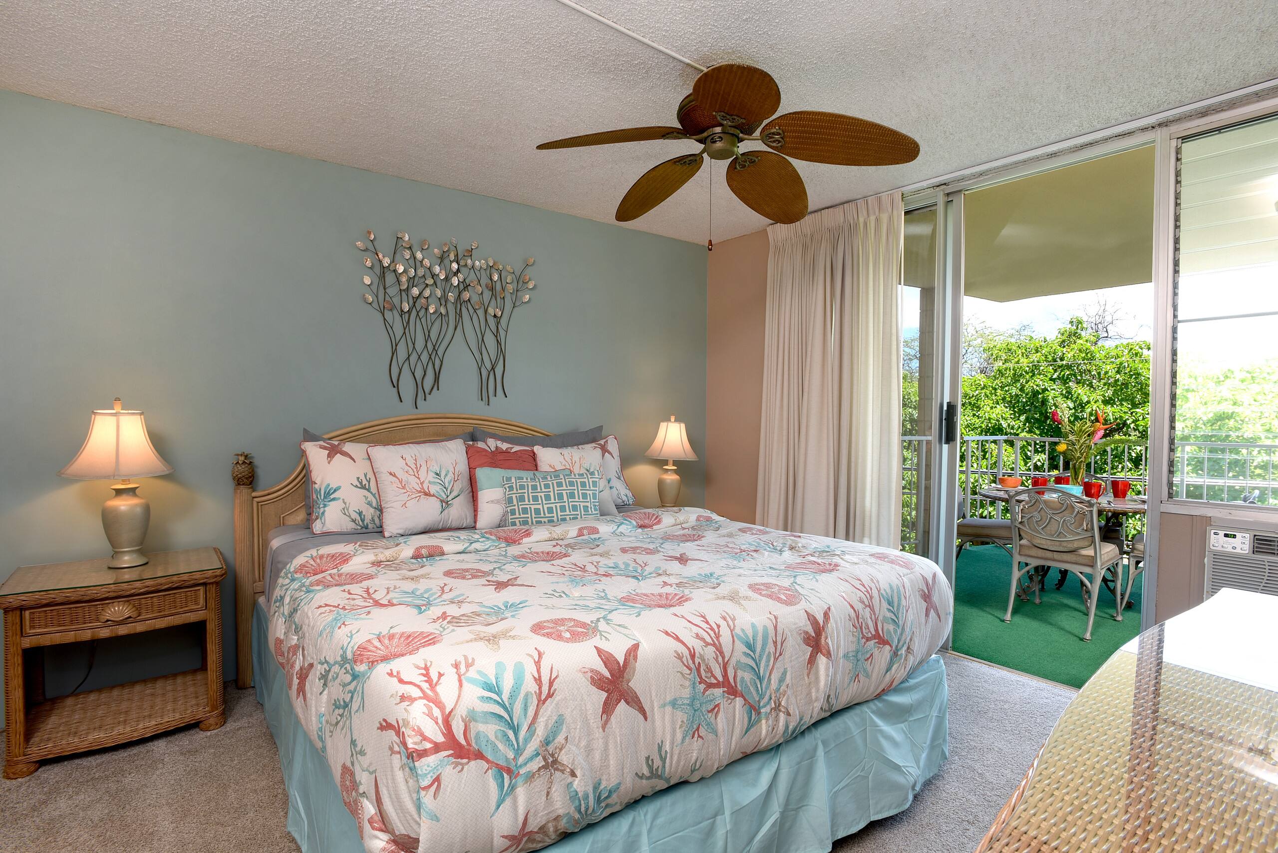 Condo in Kihei · ★4.88 · 2 bedrooms · 2 beds · 2 baths - Image 15