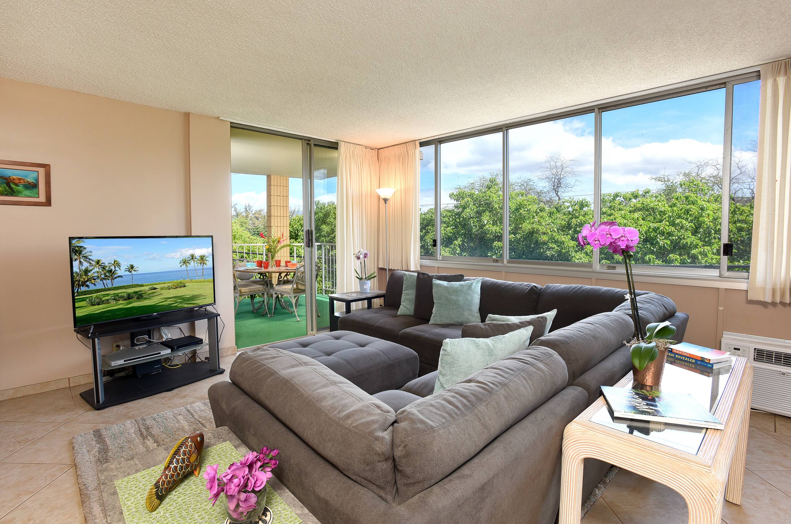 Condo in Kihei · ★4.88 · 2 bedrooms · 2 beds · 2 baths - Image 8