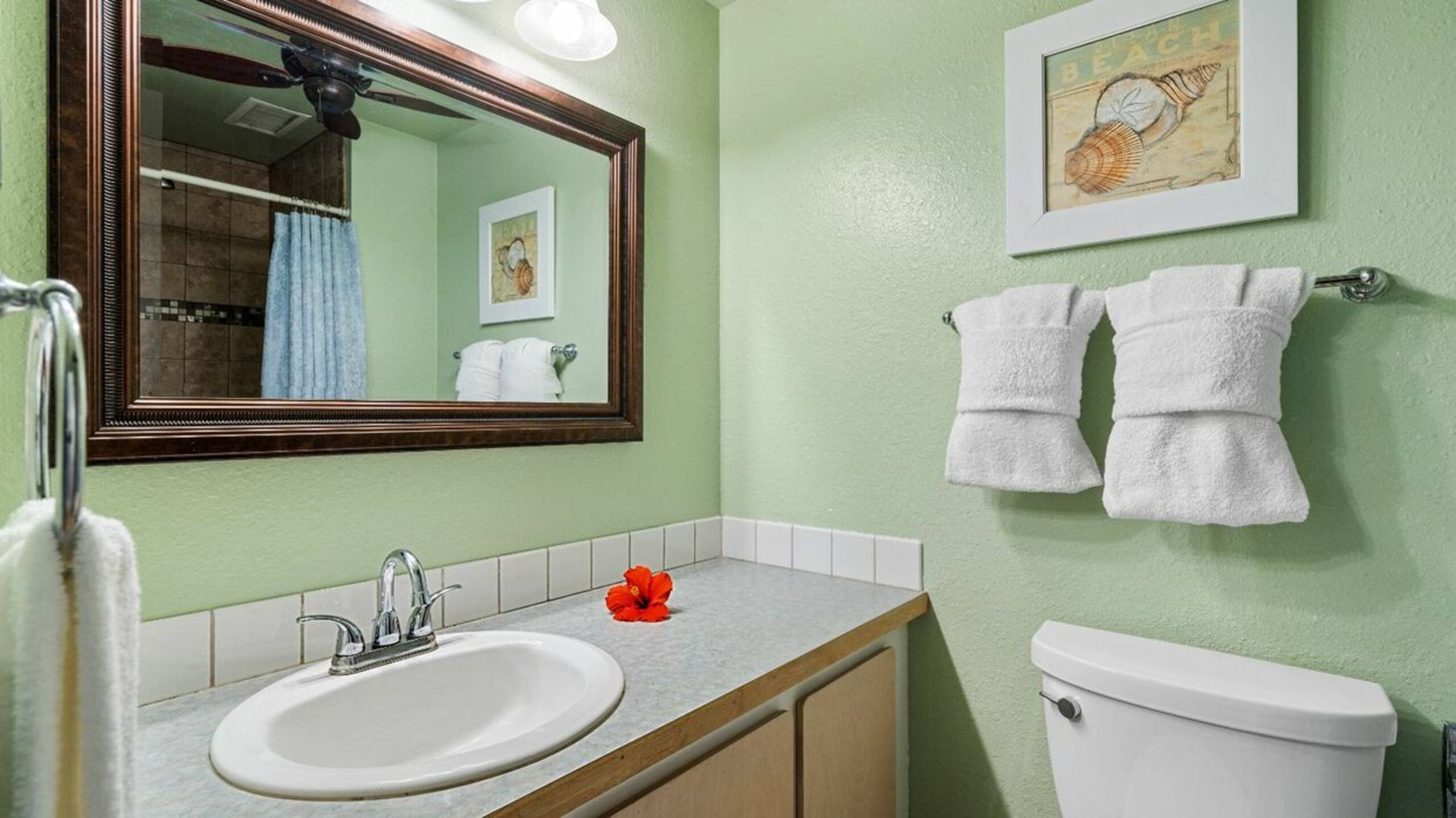 Condo in Kailua-Kona · ★4.4 · 2 bedrooms · 3 beds · 2 baths - Image 17