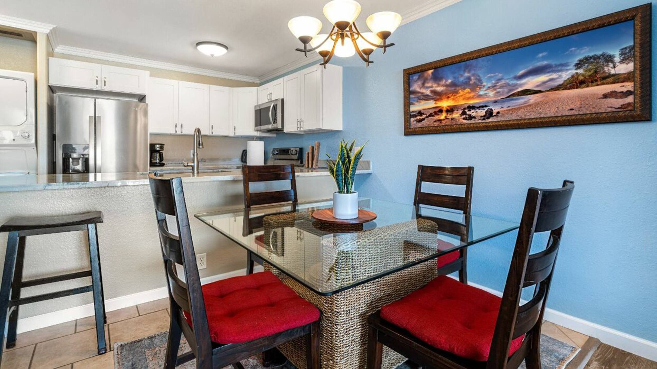 Condo in Kailua-Kona · ★4.4 · 2 bedrooms · 3 beds · 2 baths - Image 9