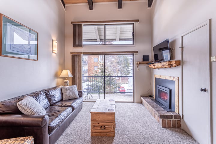Fabulous Studio W Loft-walking Distance To Base! - Steamboat Springs, CO