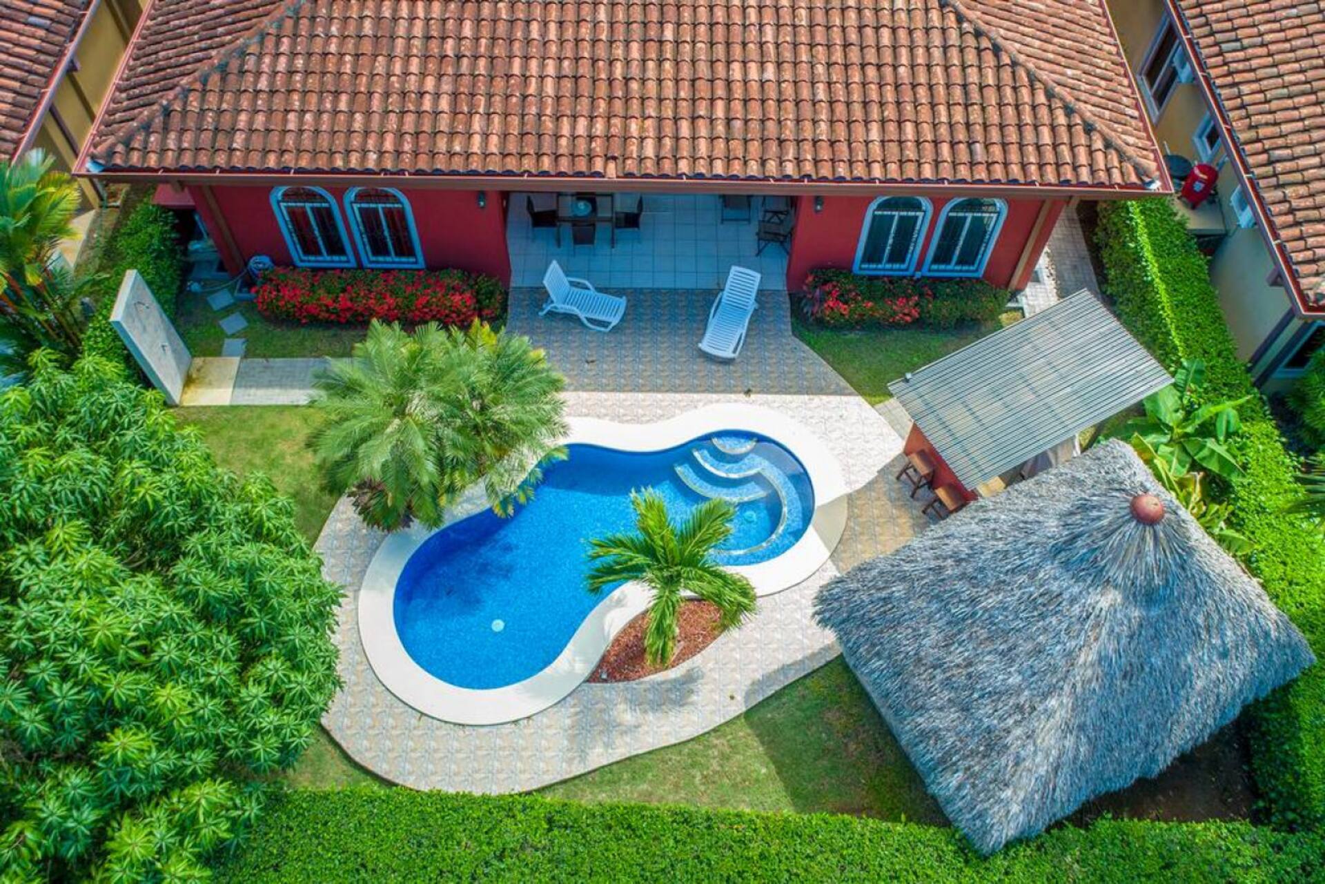Casa Oasis - Beachside home with Private Pool