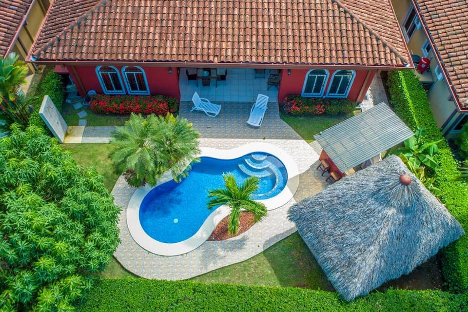 Casa Oasis - Beachside home with Private Pool — photo 1