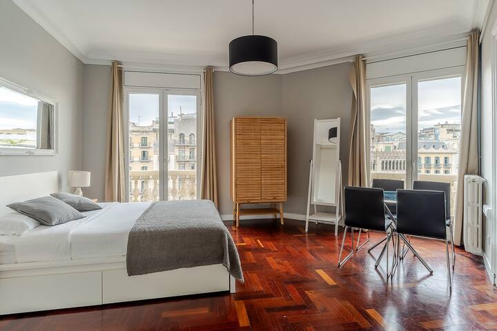 Luxury & Stylish – Paseo de Gracia gallery image 3