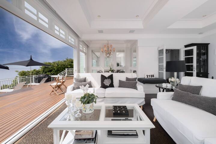 Norma House by Palm Beach Holiday Rentals gallery image 3