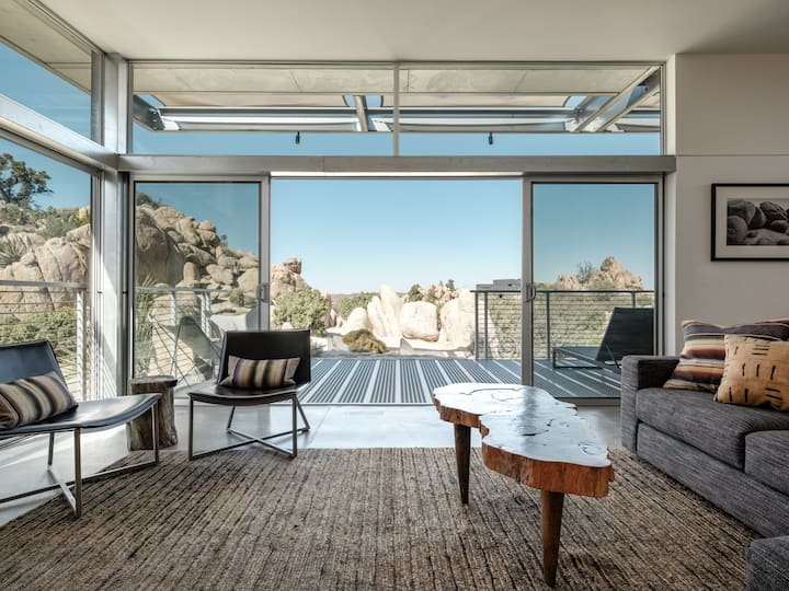 Home in Yucca Valley · ★4.92 · 2 bedrooms · 2 beds · 1 bath