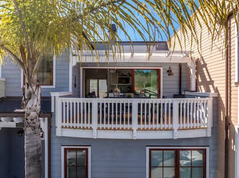 Top performing Airbnb: Blue Skies - Avila Beach Condo in Avila Beach