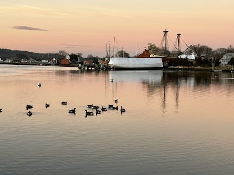 Mystic Captain’s House & Cottage – Water Views