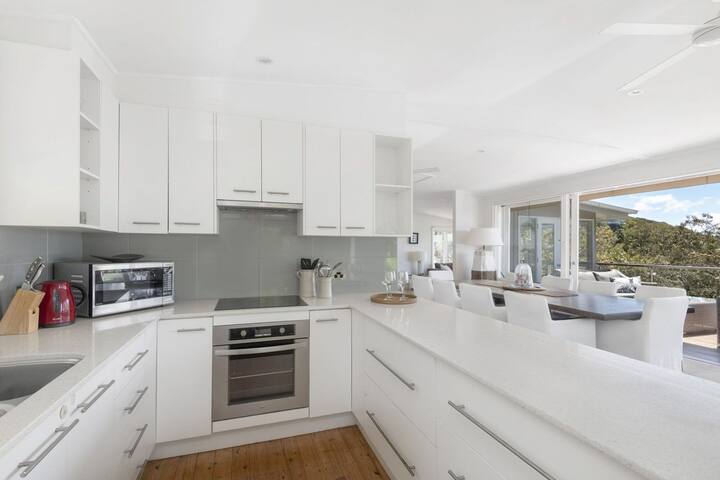 SHUTTERS by Palm Beach Holiday Rentals gallery image 5