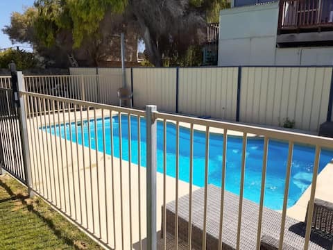 Family Tides- only a stone’s throw to the Lancelin