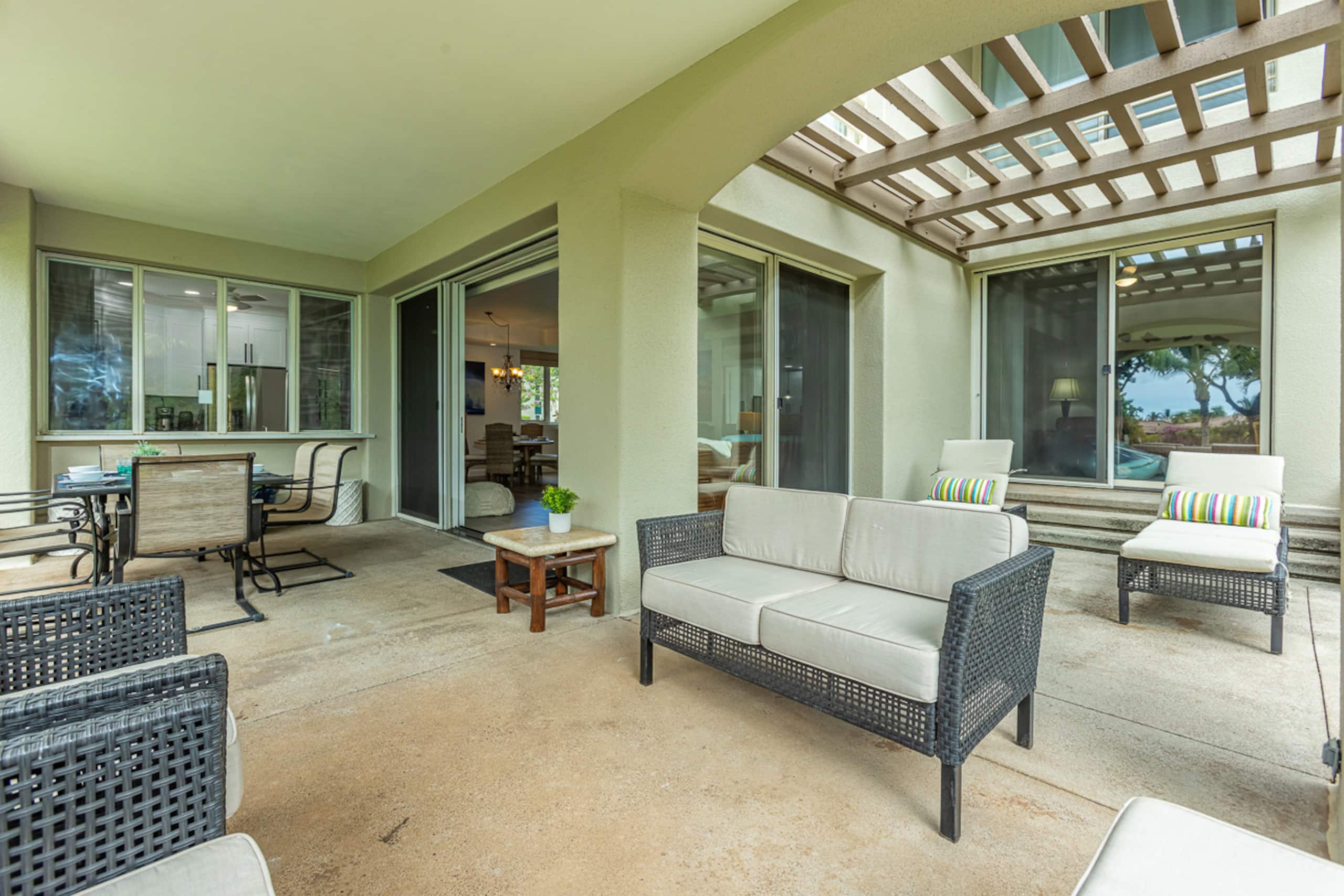 Condo in Kihei · ★4.92 · 1 bedroom · 2 beds · 2 baths - Image 25