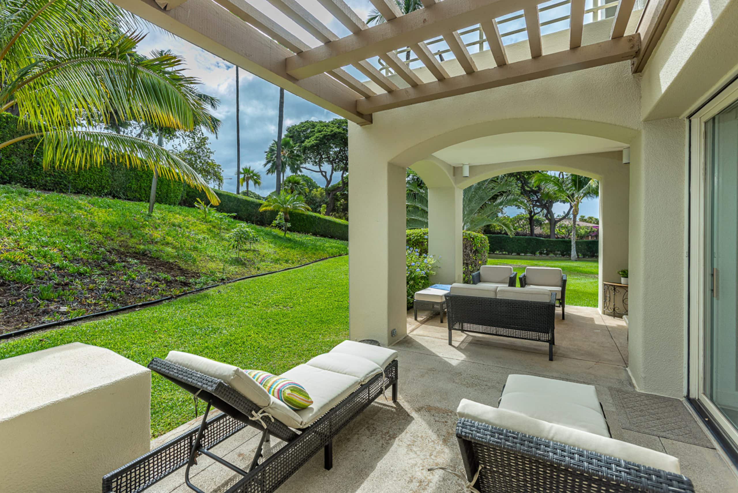 Condo in Kihei · ★4.92 · 1 bedroom · 2 beds · 2 baths - Image 30