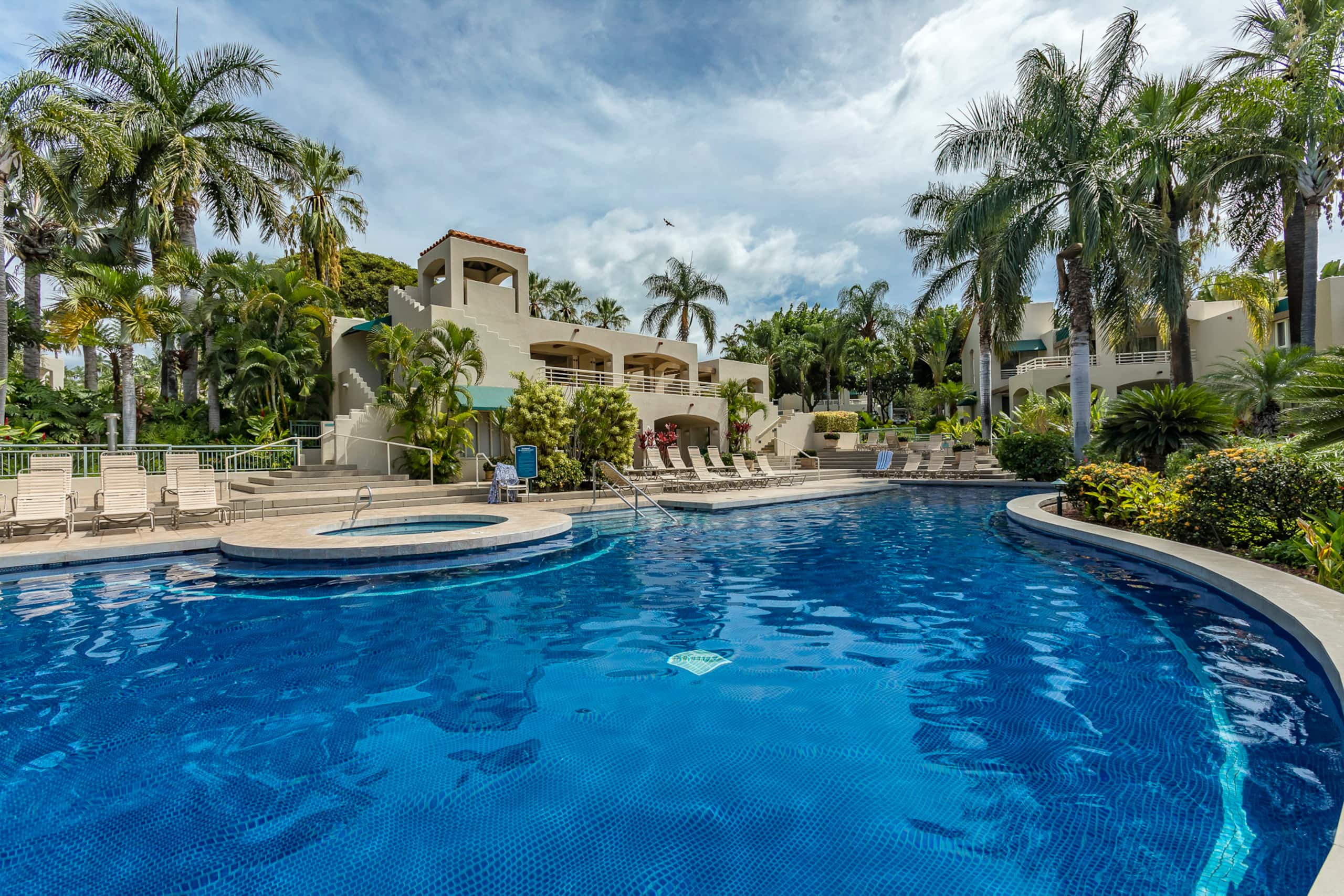 Condo in Kihei · ★4.92 · 1 bedroom · 2 beds · 2 baths - Image 54