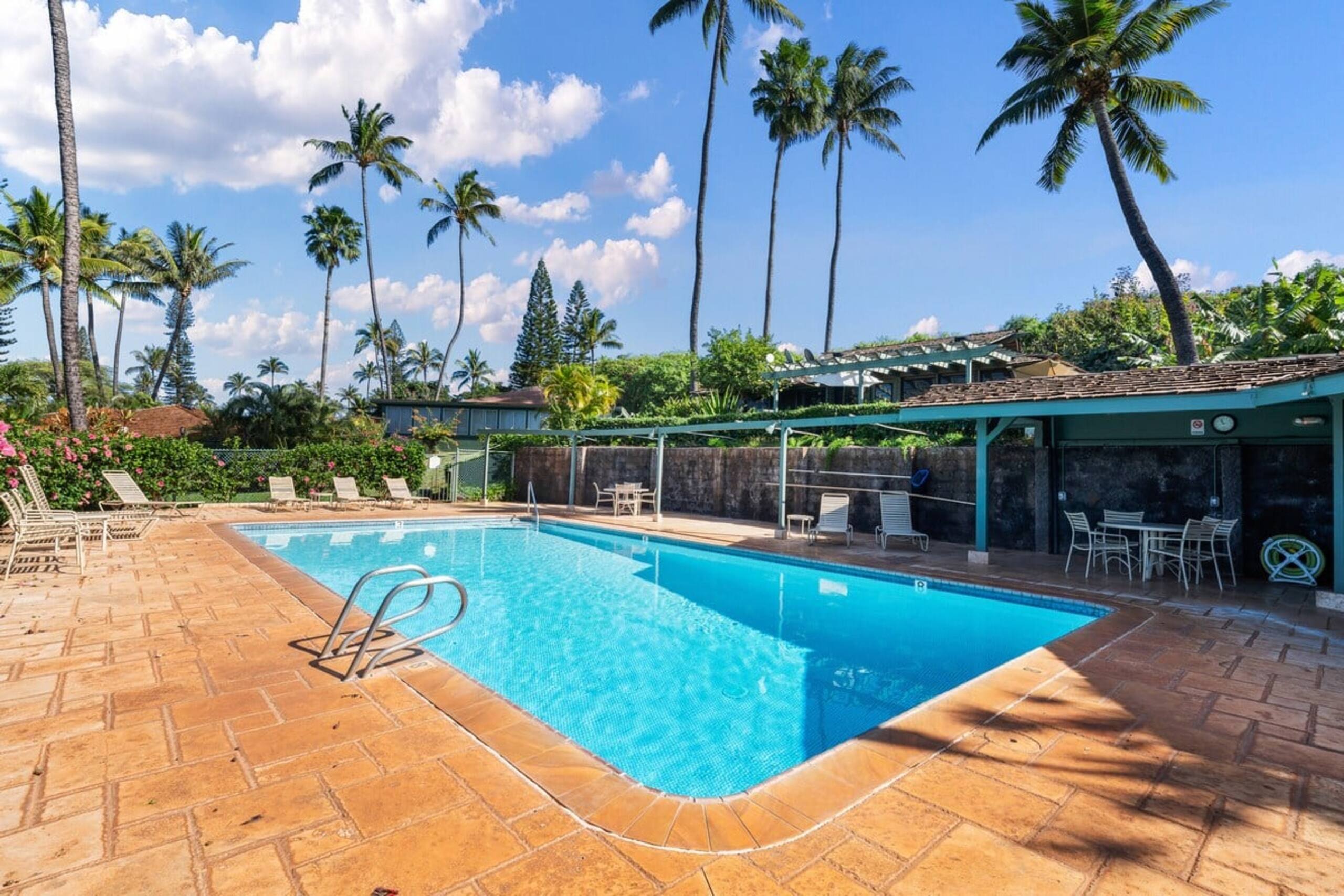 Home in Lahaina · ★4.95 · 2 bedrooms · 4 beds · 2 baths - Image 37