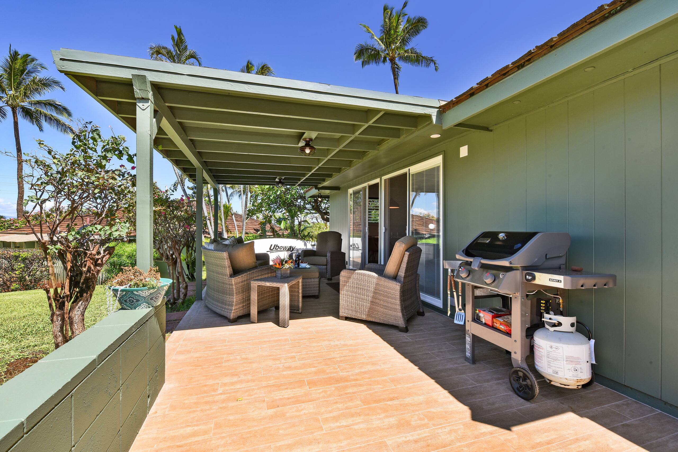 Home in Lahaina · ★4.95 · 2 bedrooms · 4 beds · 2 baths - Image 27