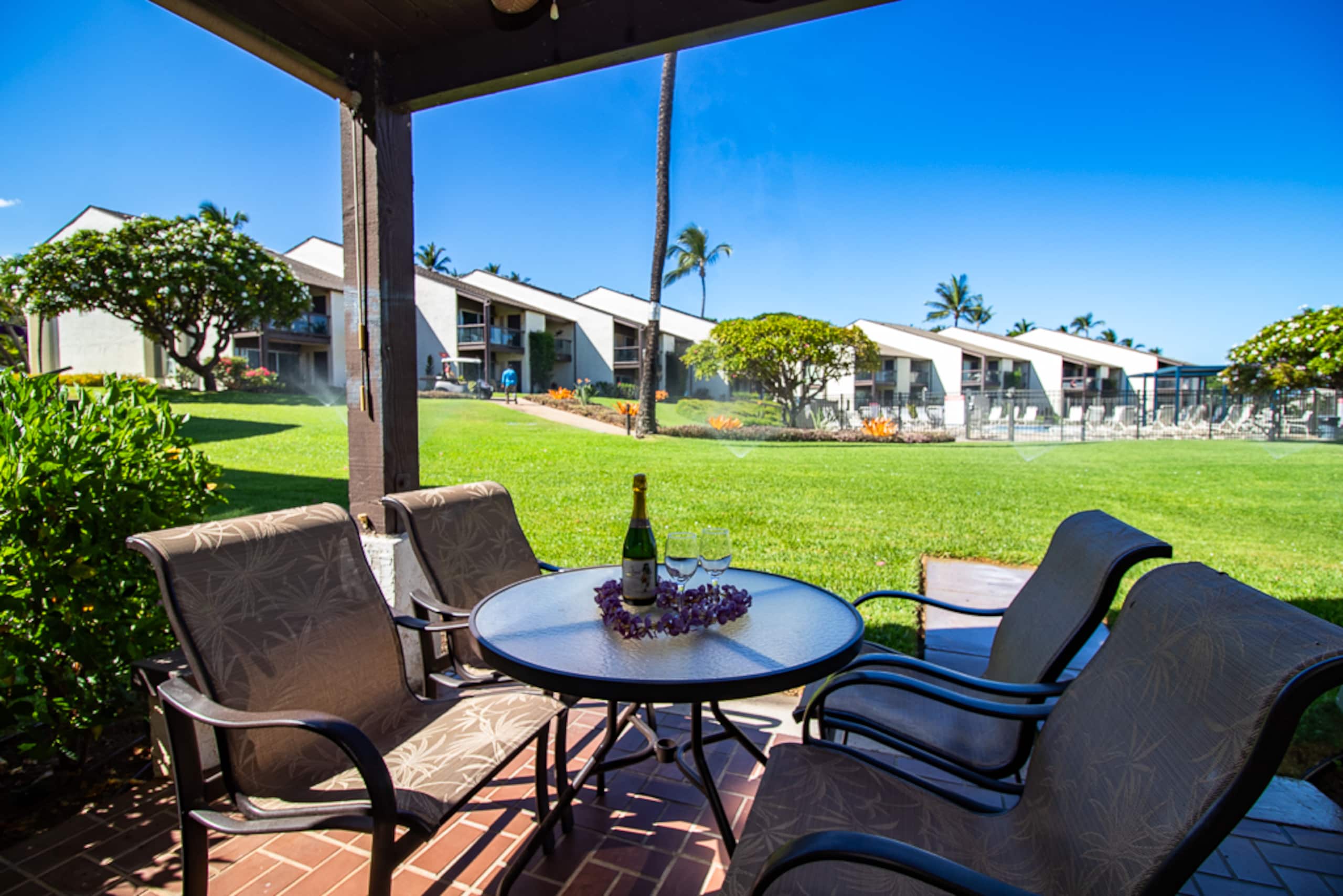 Apartment in Kihei · ★4.4 · 1 bedroom · 2 beds · 1 private bathroom - Image 8