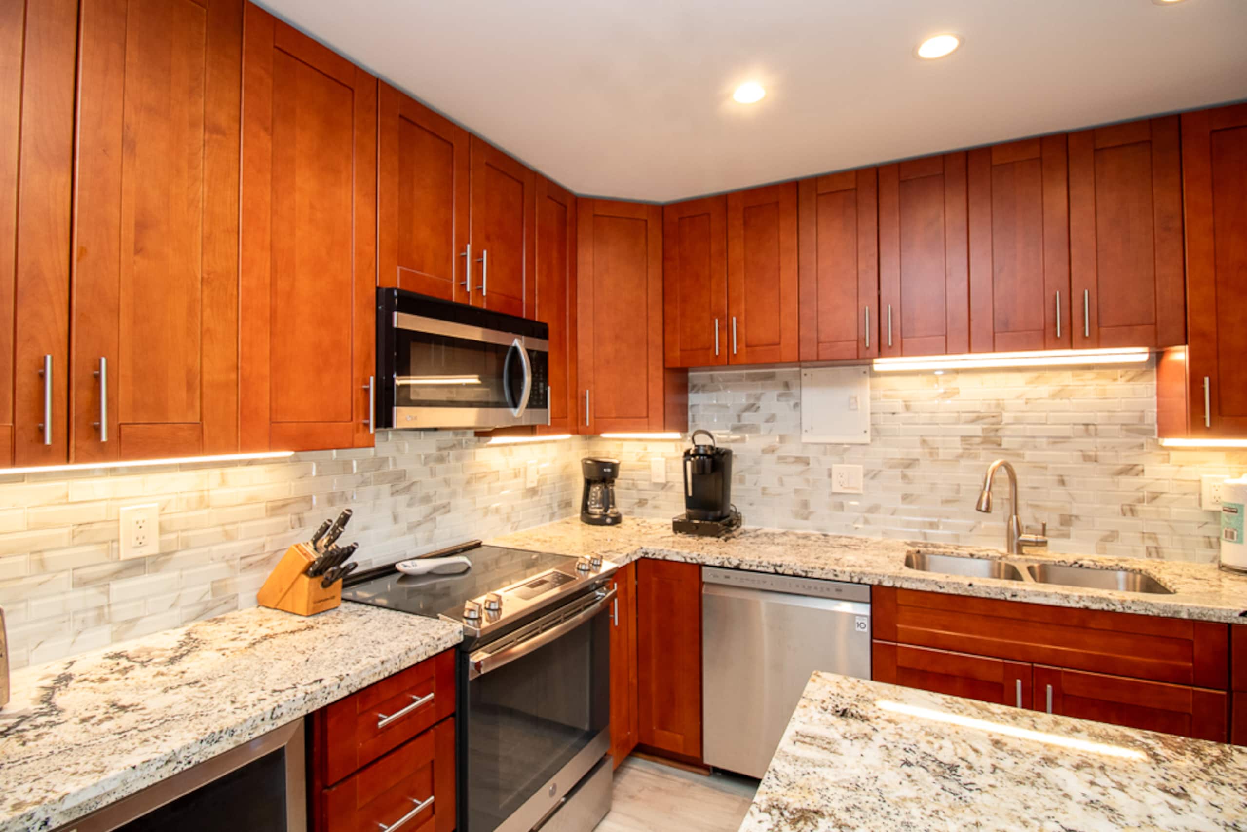 Apartment in Kihei · ★4.4 · 1 bedroom · 2 beds · 1 private bathroom - Image 26