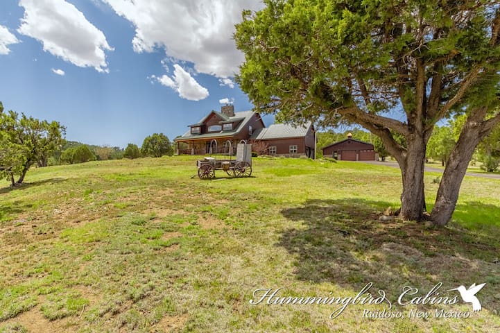 Hummingbird Cabins managed Airbnb listing 1