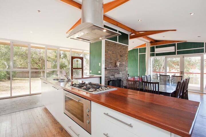 Great Ocean Retreat 43 gallery image 5