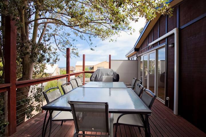 Great Ocean Retreat 43 gallery image 2