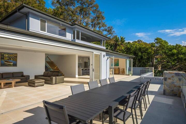 NEW HAVEN PALM BEACH by Palm Beach Holiday Rentals gallery image 3