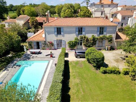 Demeure Clémenceau - very nice house with covered
